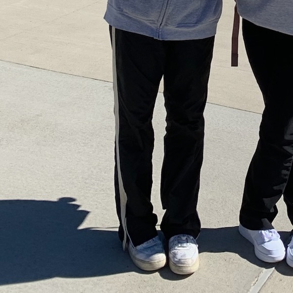 black track/snow pants - Picture 2 of 4